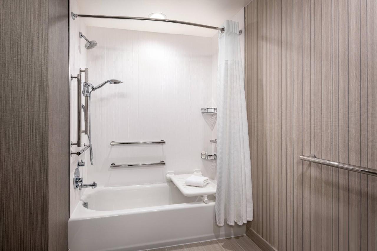 Hotel Courtyard By Marriott Petaluma Sonoma County Zewnętrze zdjęcie